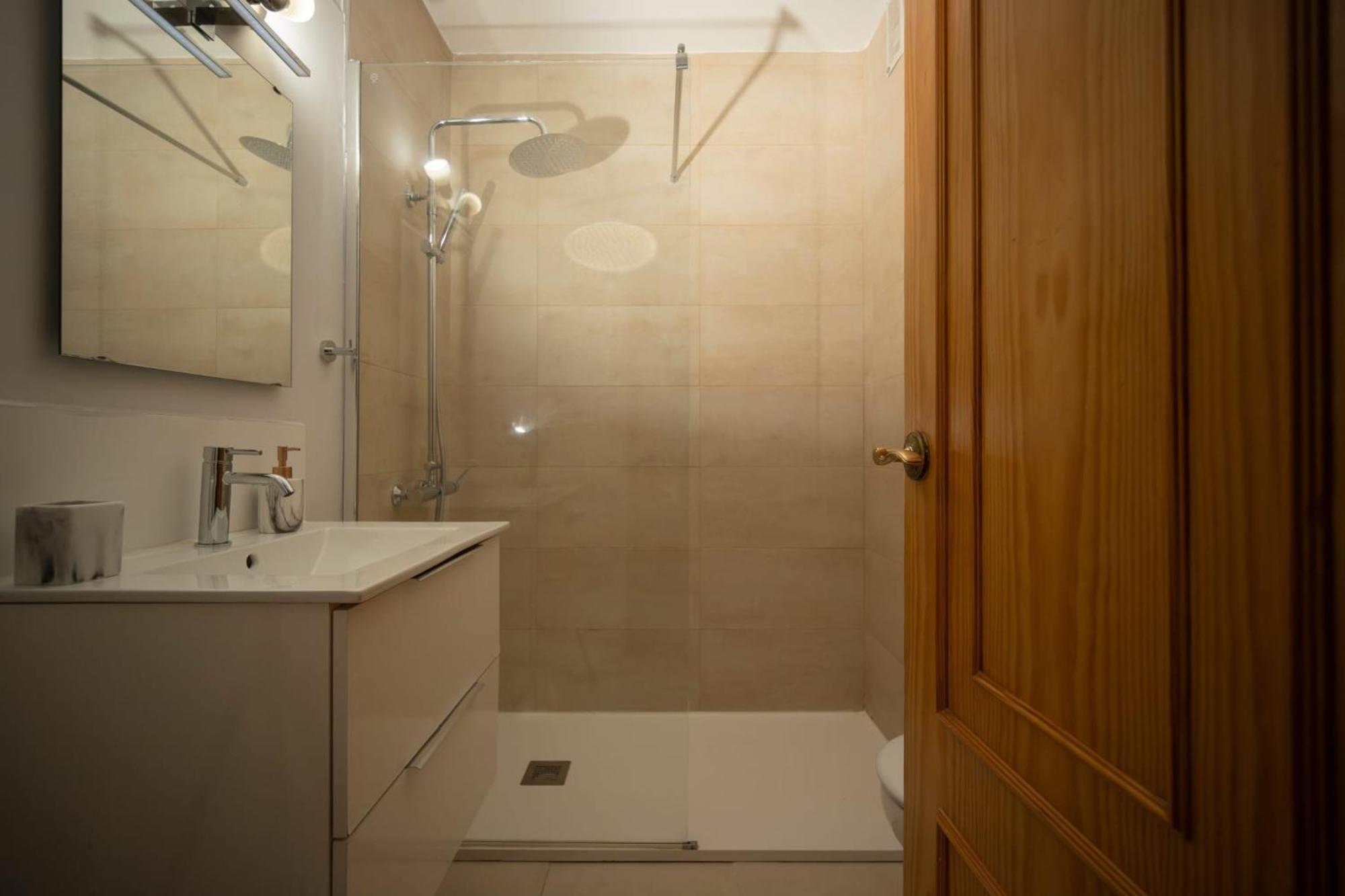 Suite Urbano En Comarca de Vigo Buitenkant foto
